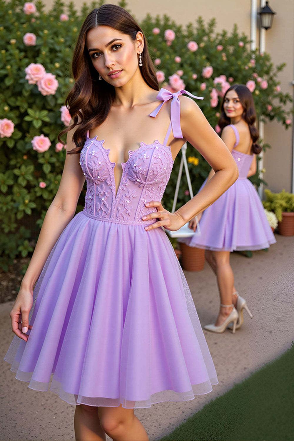 Leely Women Lavender Tulle Corset Short Homecoming Dress with Lace Spaghetti Straps A Line Party Dress with Bows