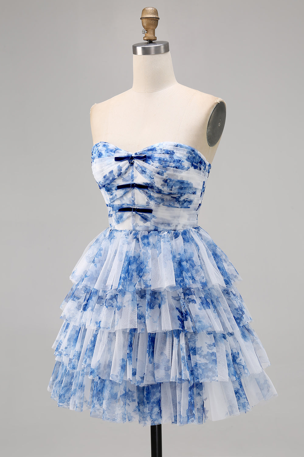 White and Blue Floral Ruffled Sweetheart Short A Line Homecoming Dress
