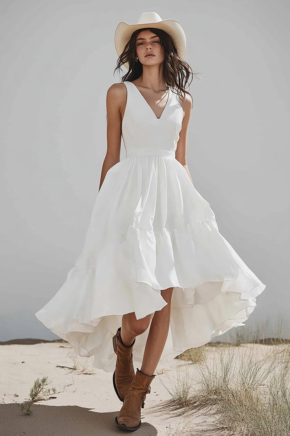 Leely Women Ivory Boho Western Wedding Dress V-Neck A Line High-Low Cowgirl Wedding Dress