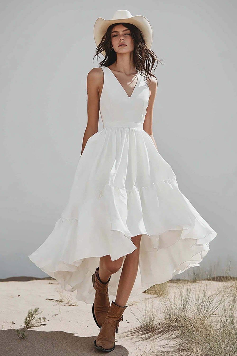 Leely Women Ivory Boho Western Wedding Dress V-Neck A Line High-Low Cowgirl Wedding Dress