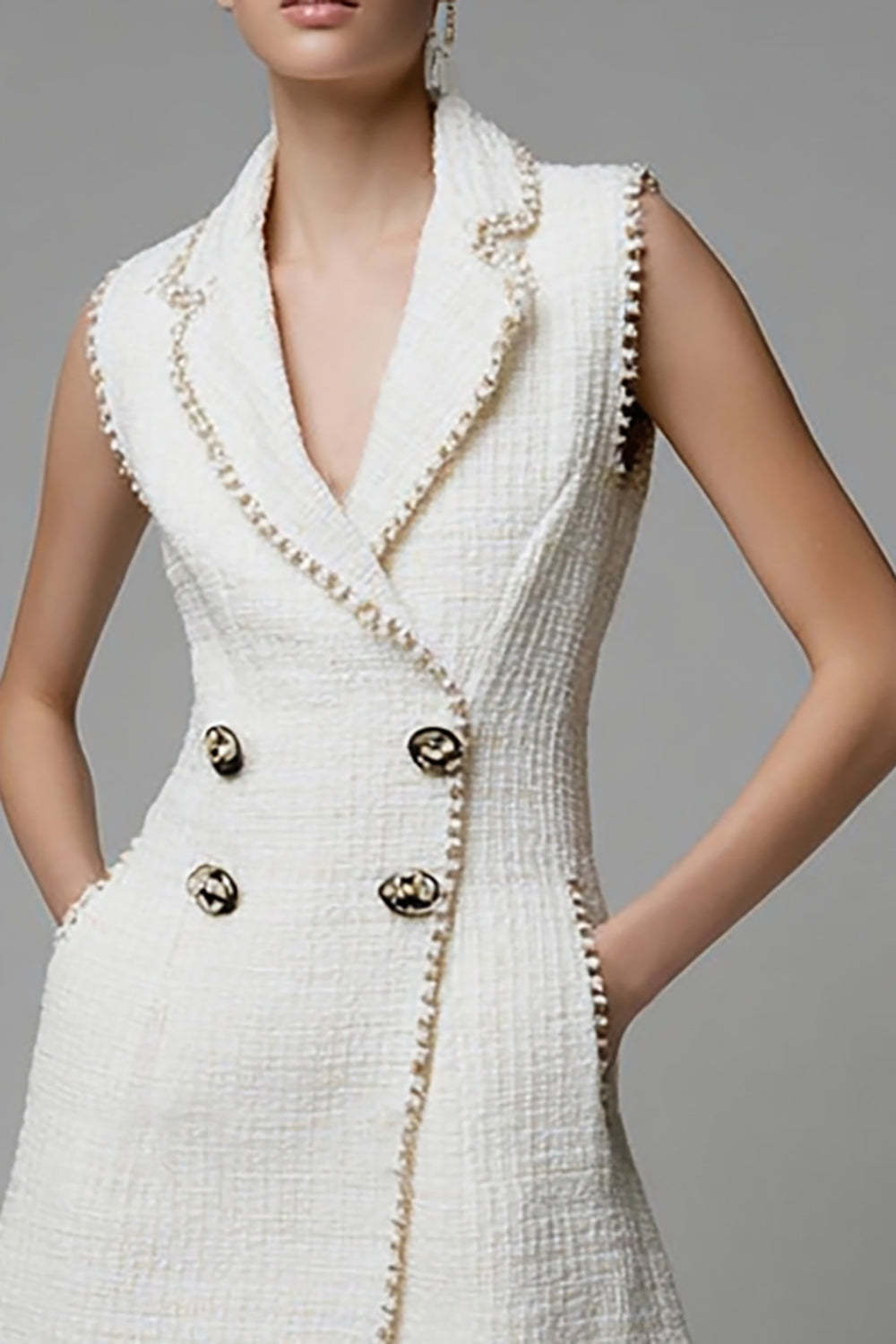 Ivory Notched Lapel Double Breasted Short Homecoming Outfits with Pockets