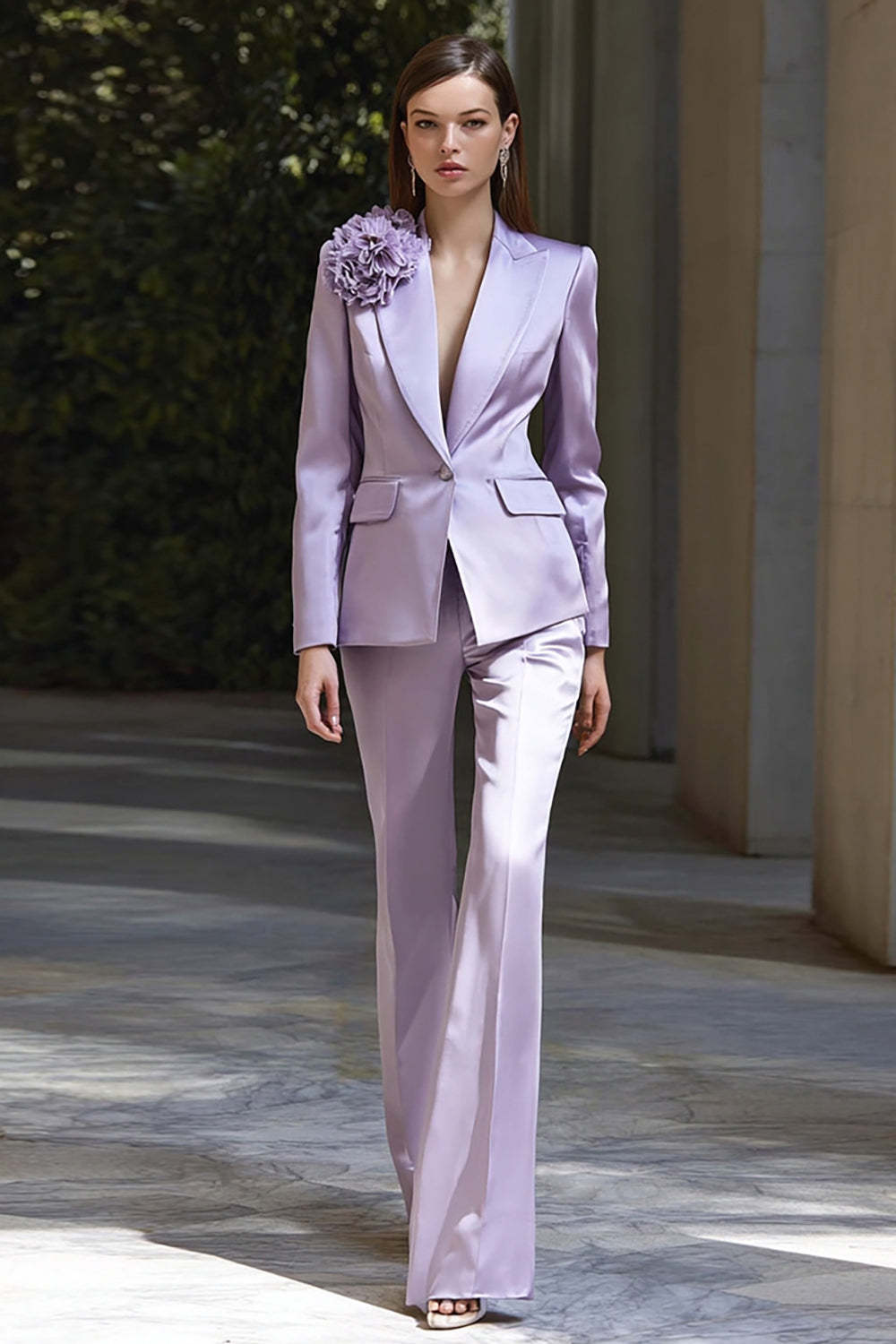 Leely Women Lilac Floral 2 Piece Peak Lapel Business Suits Satin 3D Flower Flare Leg One Button Prom Suits with Sleeves