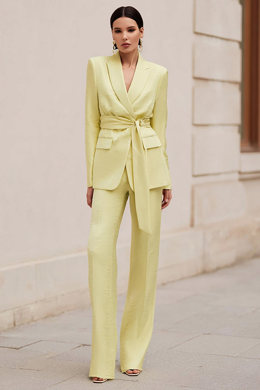 Leely Women Daffodil 2 Piece Business Suits with Sash Long Sleeves Peak Lapel Prom Suits