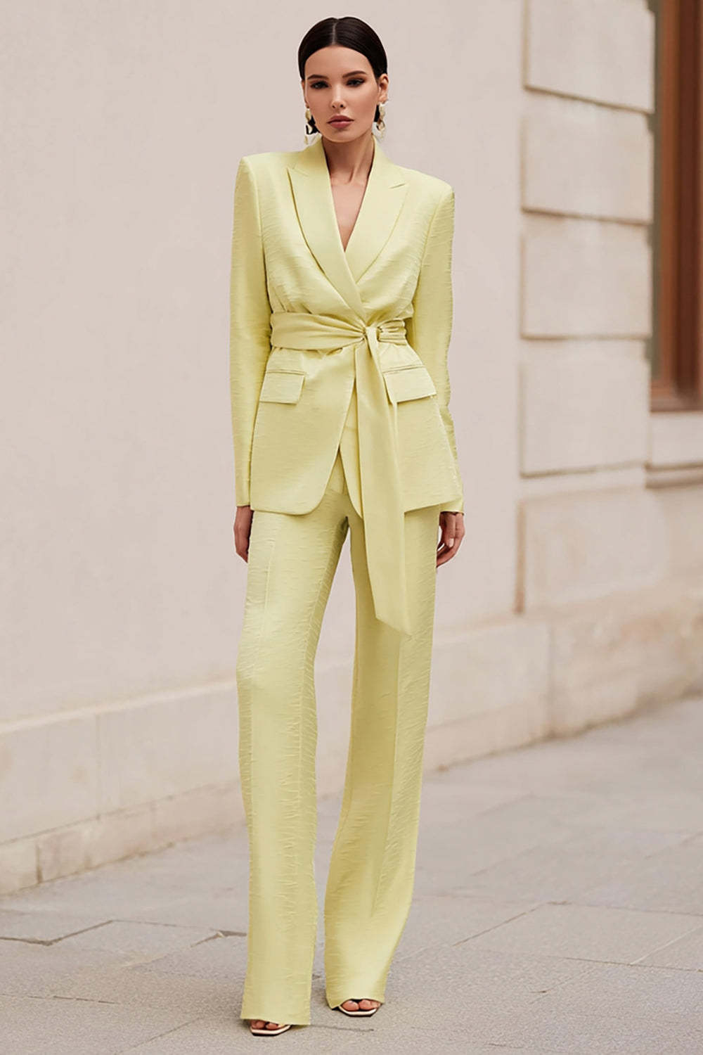 Leely Women Daffodil 2 Piece Business Suits with Sash Long Sleeves Peak Lapel Prom Suits
