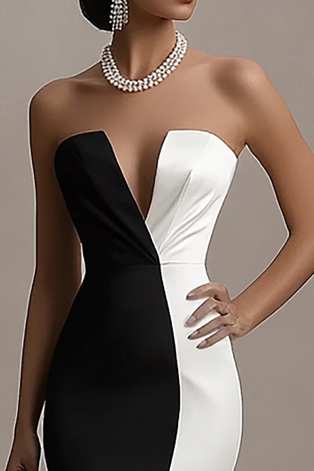 Black and White Mermaid Satin Patchwork Maxi Evening Dress with Slit