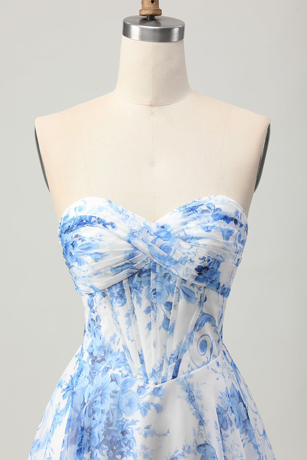 Sweetheart White Blue Flower Corset A Line Short Homecoming Dress