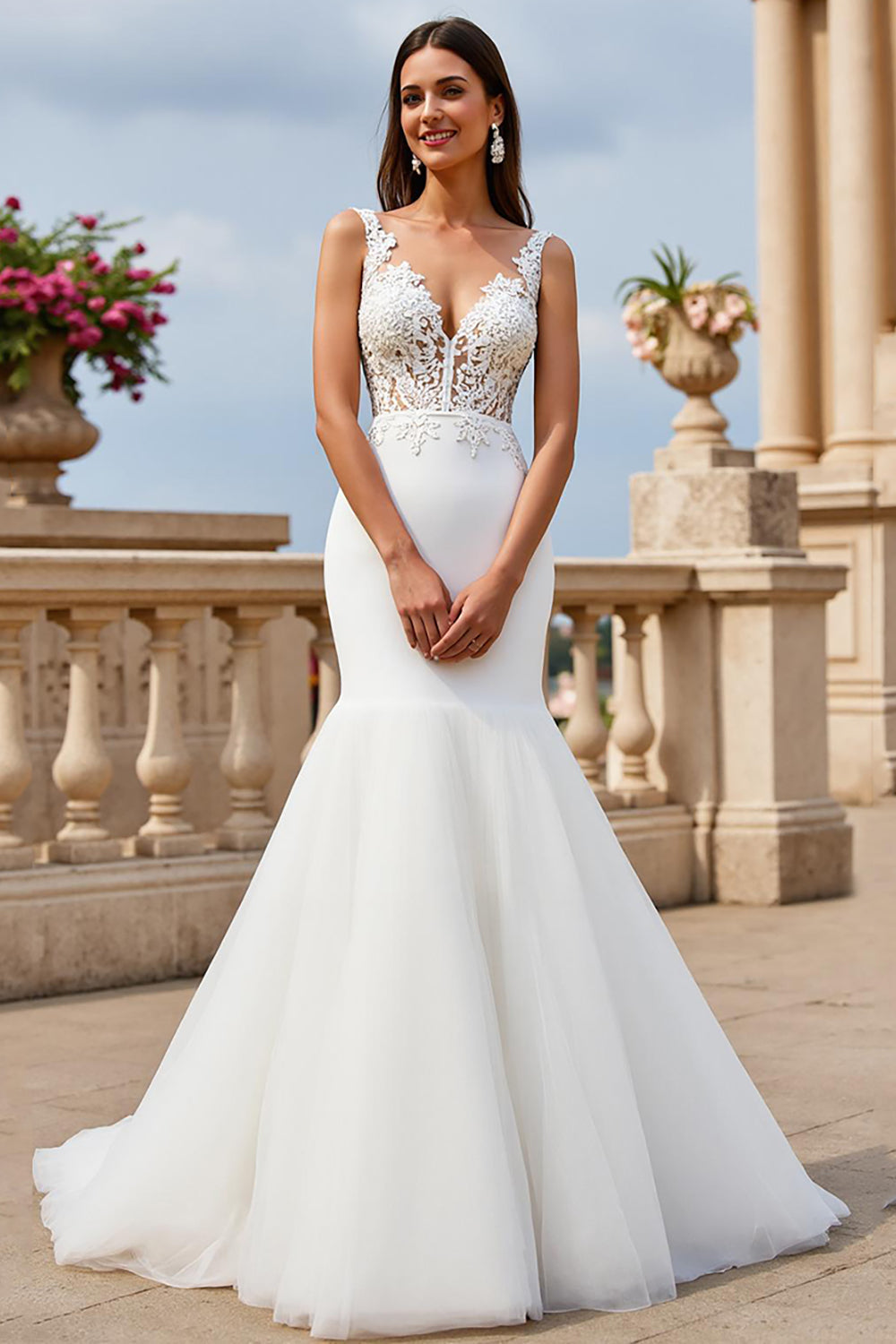 Leely Women Ivory Tulle Mermaid Sweep Train Wedding Dress with Lace Applique V-Neck Backless Bridal Dress