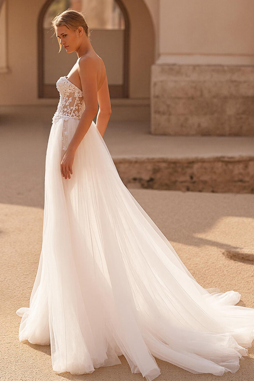 Ivory Sweetheart Tulle A Line Sweep Train Wedding Dress with Lace