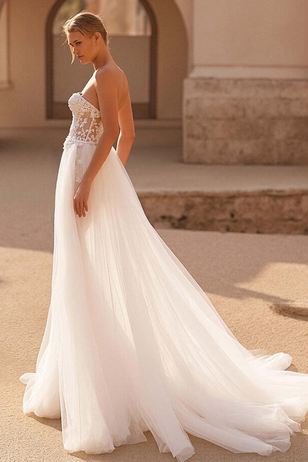 Ivory Sweetheart Tulle A Line Sweep Train Wedding Dress with Lace