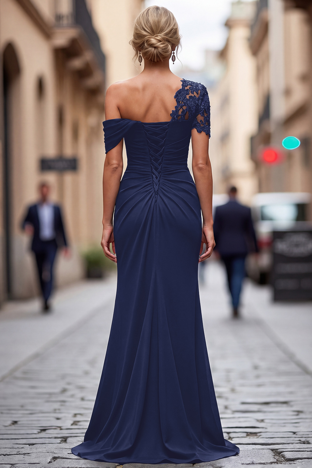 Maxi Black Sheath One Shoulder Ruched Mother of the Bride Dress with Appliques