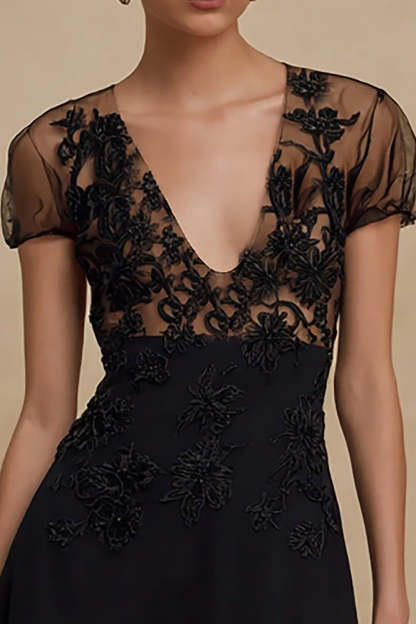 Black Tulle A Line V-Neck Short Cocktail Dress with Lace Embroidery