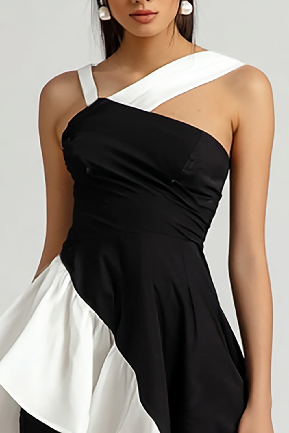 Black and White Tight Short Cocktail Dress with Ruffles
