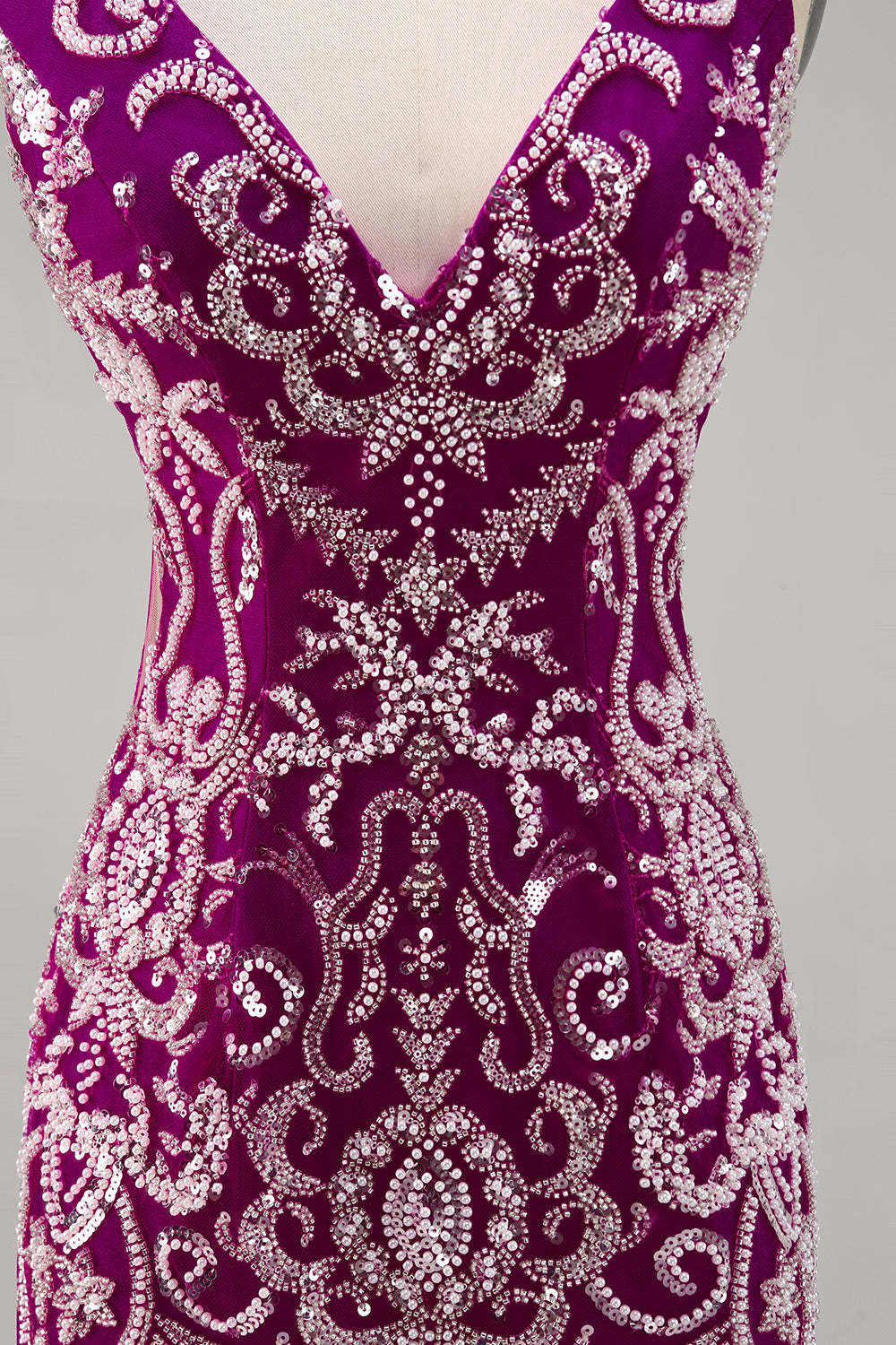 Sparkly Fuchsia V-Neck Tight Backless Mini Homecoming Dress with Beading