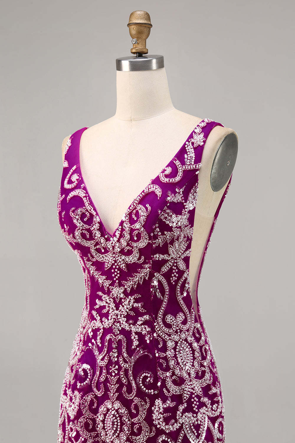 Sparkly Fuchsia V-Neck Tight Backless Mini Homecoming Dress with Beading