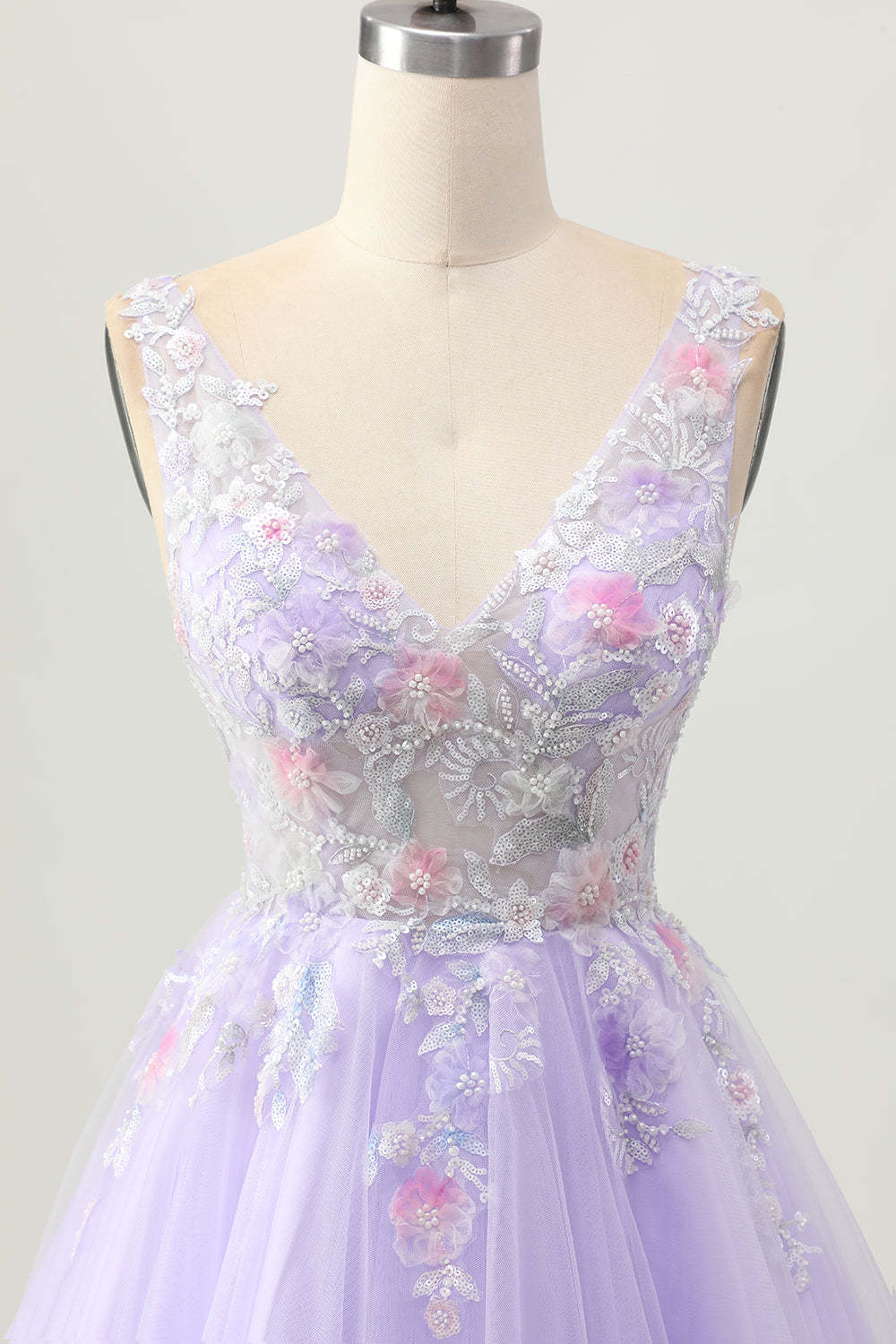 Sparkly Beaded Lilac V-Neck A line Short Homecoming Dress with Flowers