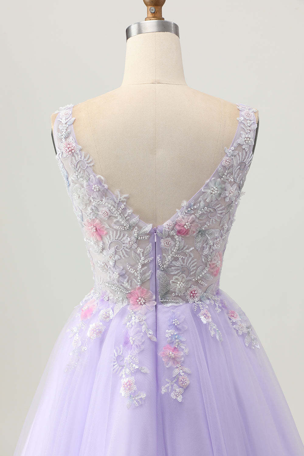 Sparkly Beaded Lilac V-Neck A line Short Homecoming Dress with Flowers