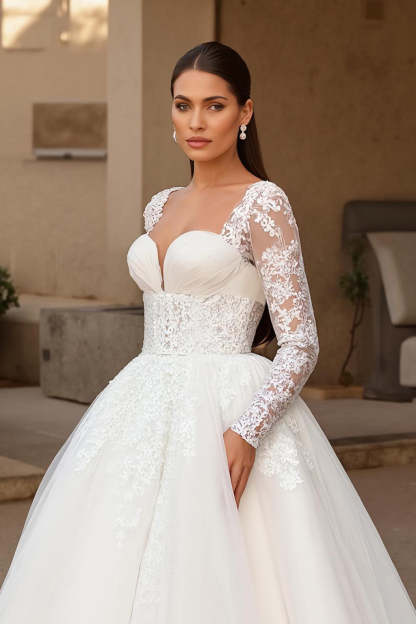 Ivory Tulle Ball Gown Sweep Train Wedding Dress with Lace