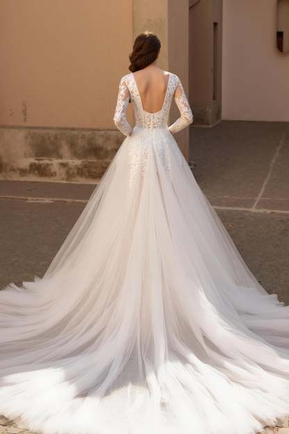 V-Neck Backless Ivory Tulle Long Sleeves Wedding Dress with Lace
