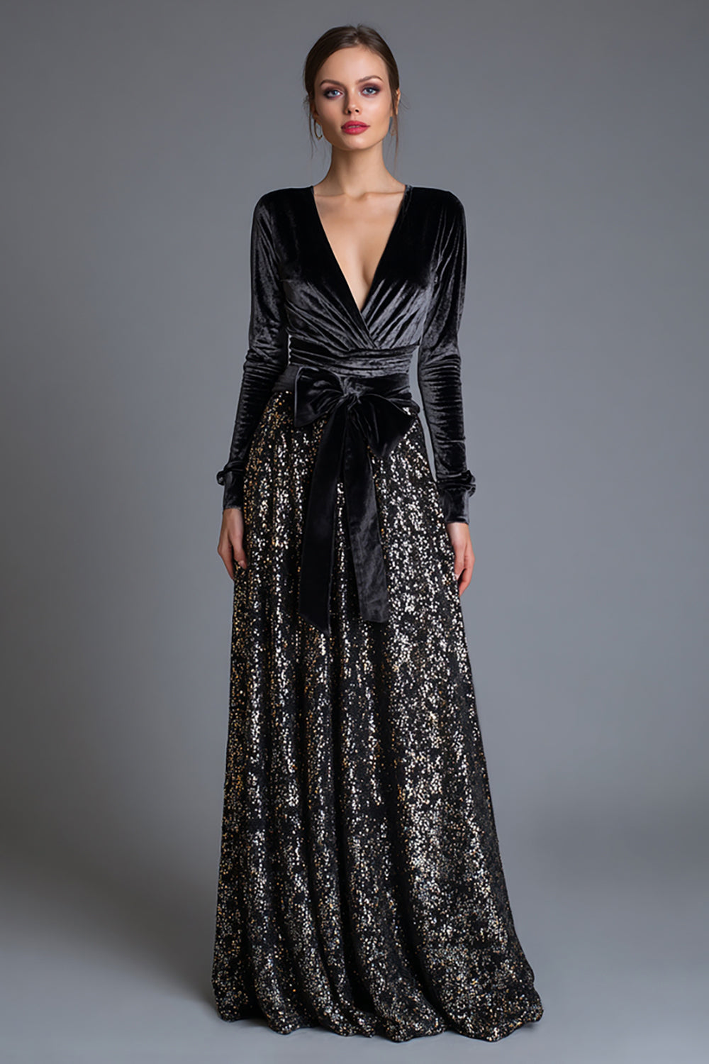 Leely Women Sparkly Black Sequined Maxi Holiday Party Dress V-Neck Long Sleeves Velvet A Line Formal Dress with Bow