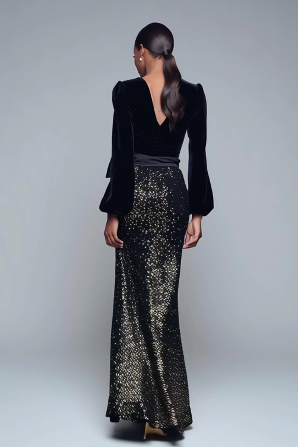 Sparkly Black Sequined V-Neck Mermaid Maxi Holiday Party Dress with Bow