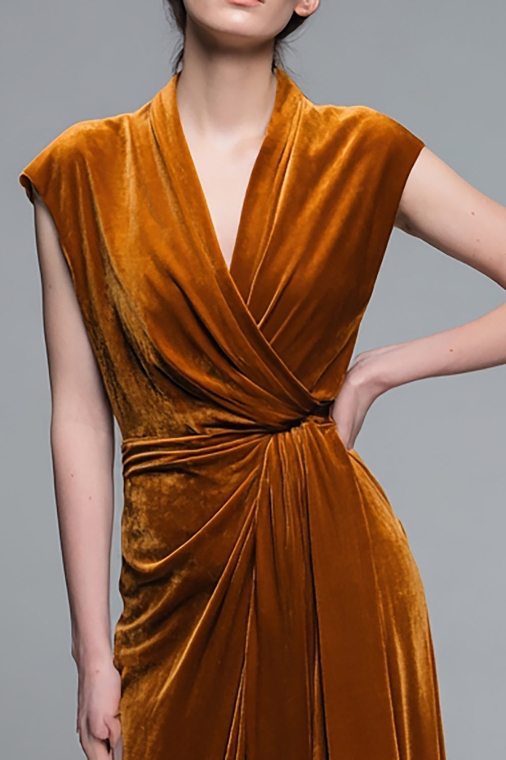 Caramel V-Neck Velvet Ruched Sheath Long Holiday Party Dress
