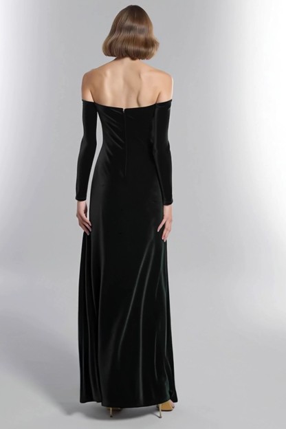 Black Velvet Long Sleeves Sheath Holiday Party Dress with Rhinestones