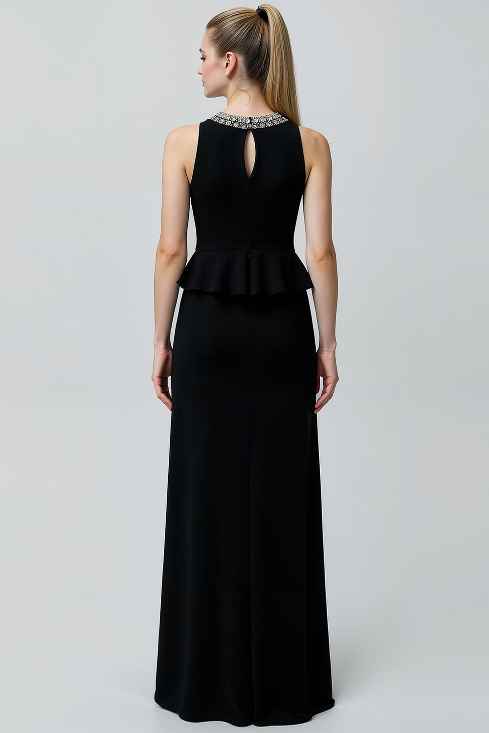 Black Chiffon Sheath Round Neck Long Formal Dress with Beading