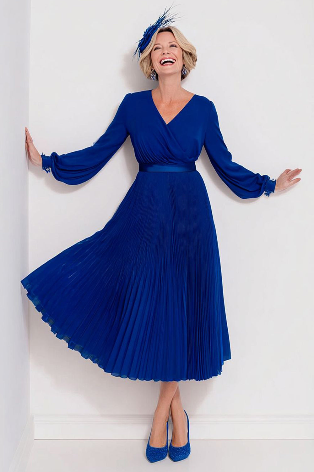 Dark Blue V-Neck Pleated Maxi Mother of the Bride Dress with Sleeves