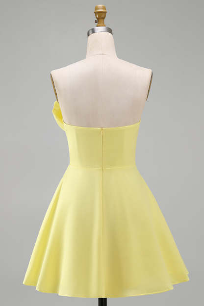Yellow A-Line Strapless Ruched Short Homecoming Dress