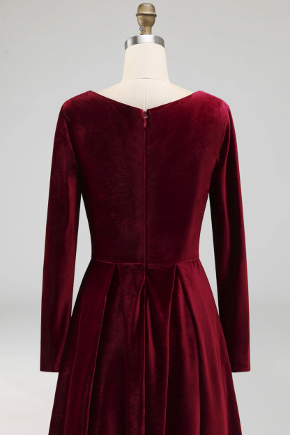 Cabernet Velvet A Line Sweetheart Long Wedding Guest Dress with Sleeves