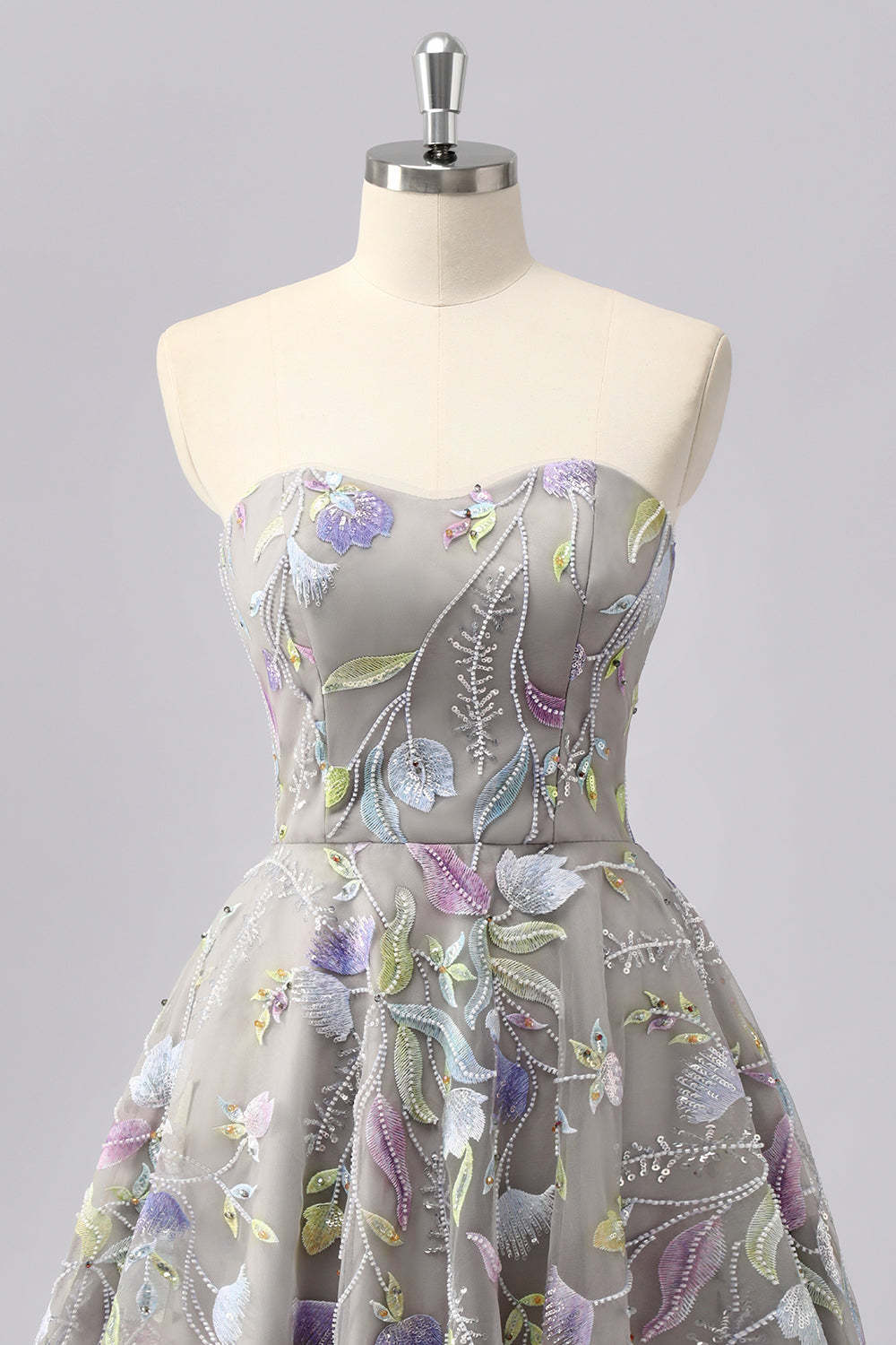 Grey Sweetheart Floral A Line Short Homecoming Dress with Beading