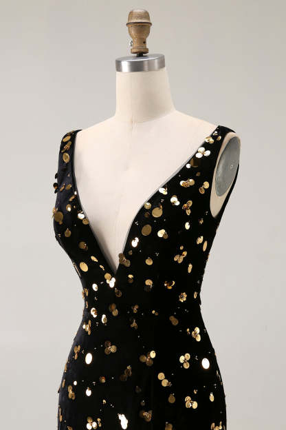 Sparkly Black Golden Mermaid V Neck Long Beaded Prom Dress