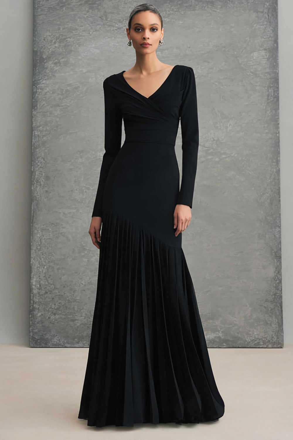 Black V-Neck Long Sleeves Mermaid Long Pleated Formal Dress