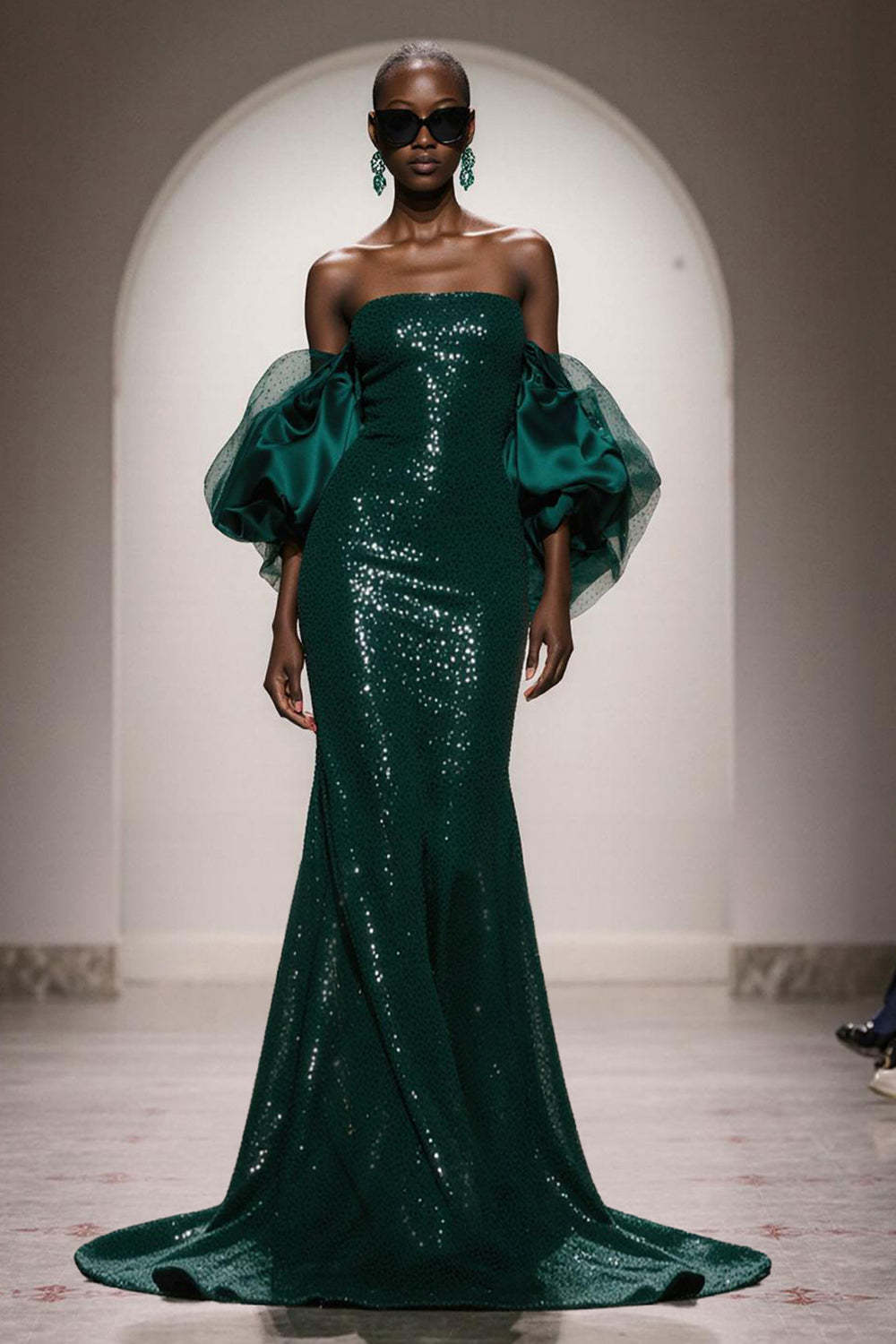 Leely Women Sparkly Dark Green Long Sequin Gala Dress with Sleeves Strapless Mermaid Holiday Party Dress