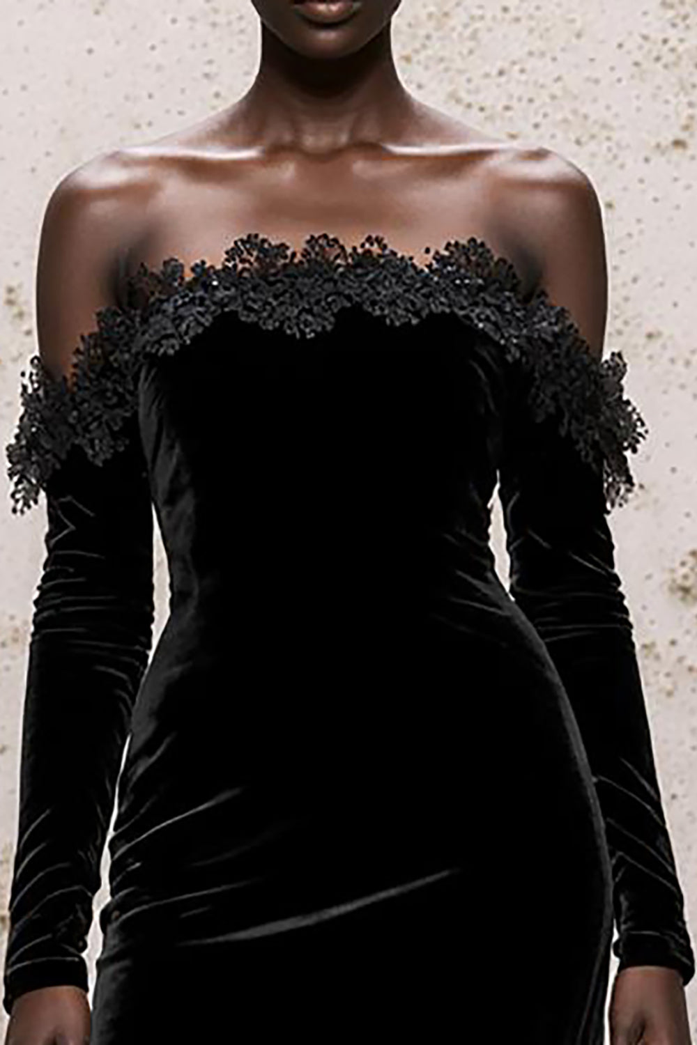 Black Velvet Long Sleeves Sheath Holiday Party Dress with Lace