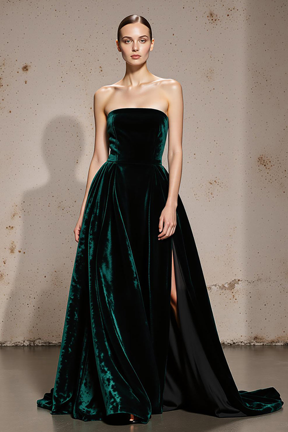 Leely Women Dark Green Long Velvet Holiday Party Dress with Slit A Line Strapless Formal Dress
