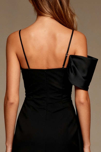 Black Spaghetti Straps Bodycon Short Cocktail Dress with Side Cape