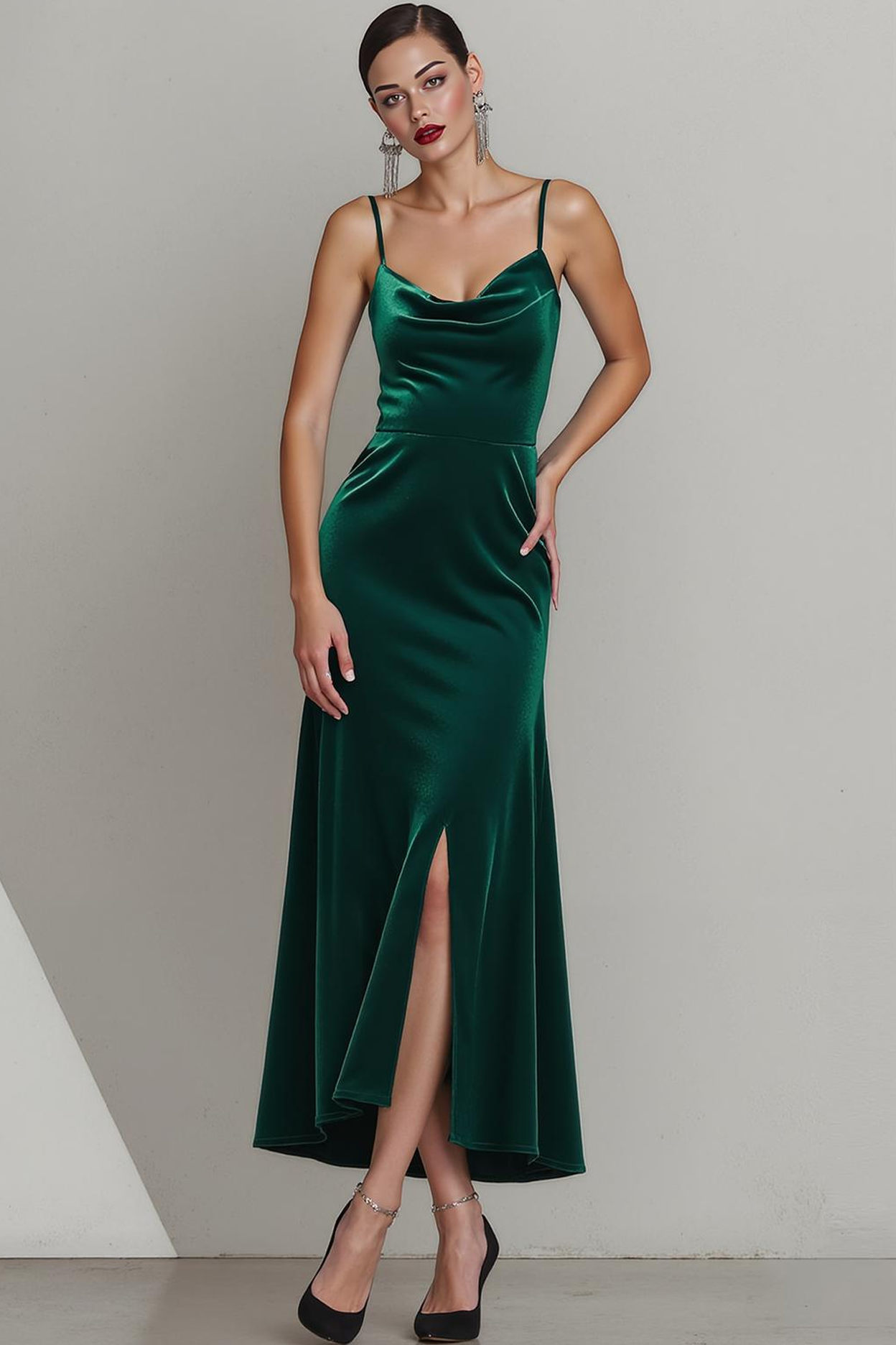 Dark Green Velvet Sheath Spaghetti Straps Maxi Evening Dress with Slit