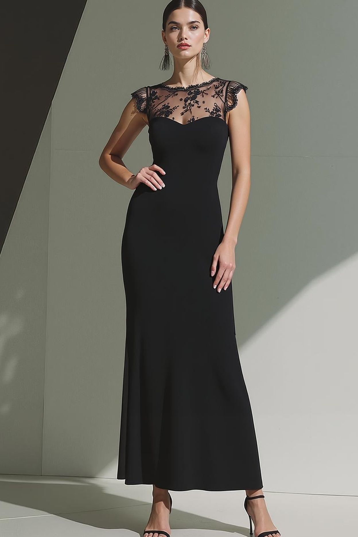 Leely Women Black Illusion Boat Neck Long Evening Dress Sheath Cap Sleeves Formal Dress with Lace Leely Women Black Illusion Boat Neck Long Evening Dress Sheath Cap Sleeves Formal Dress with Lace