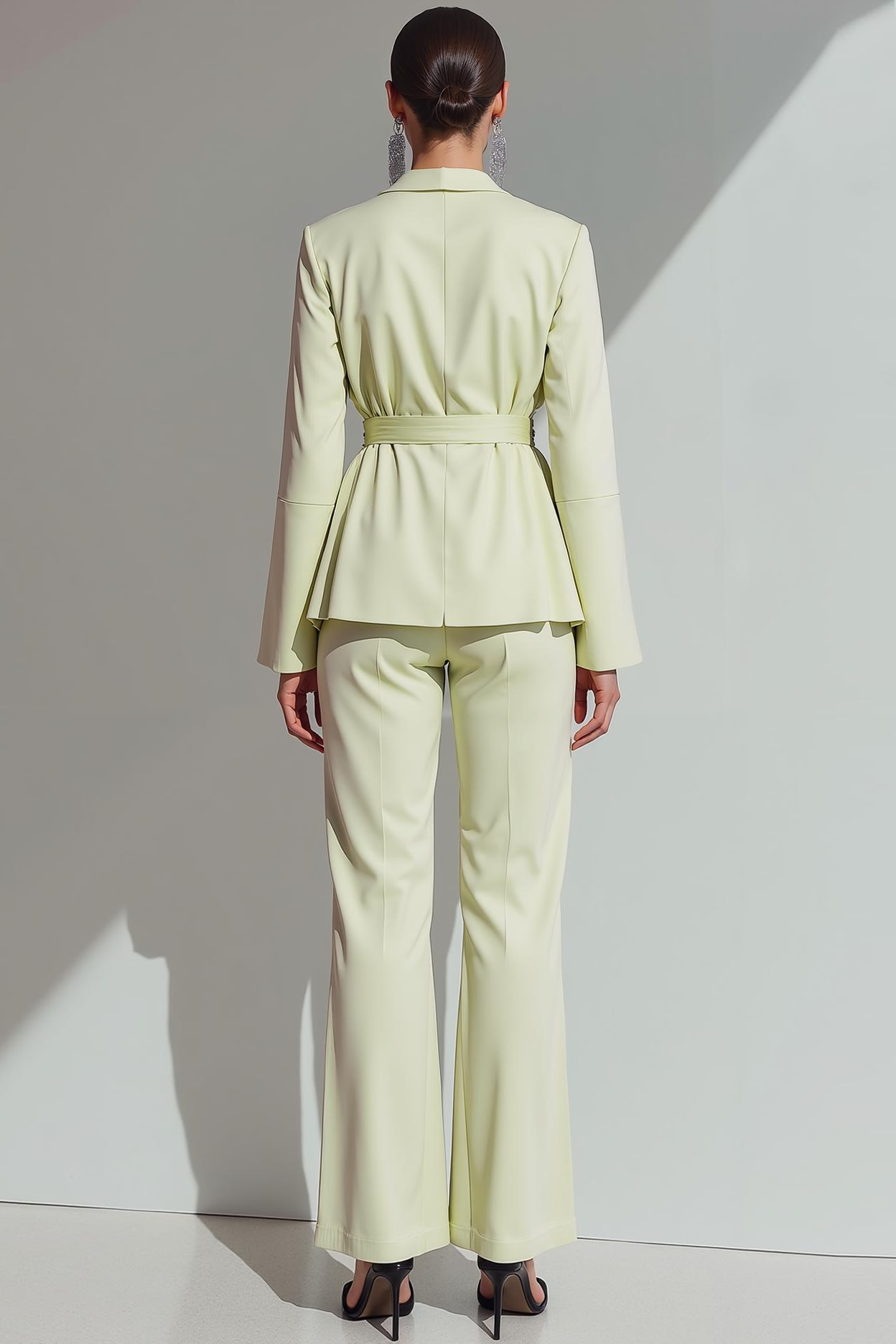 Light Green 2 Piece Long Sleeves Formal Suit with Sash