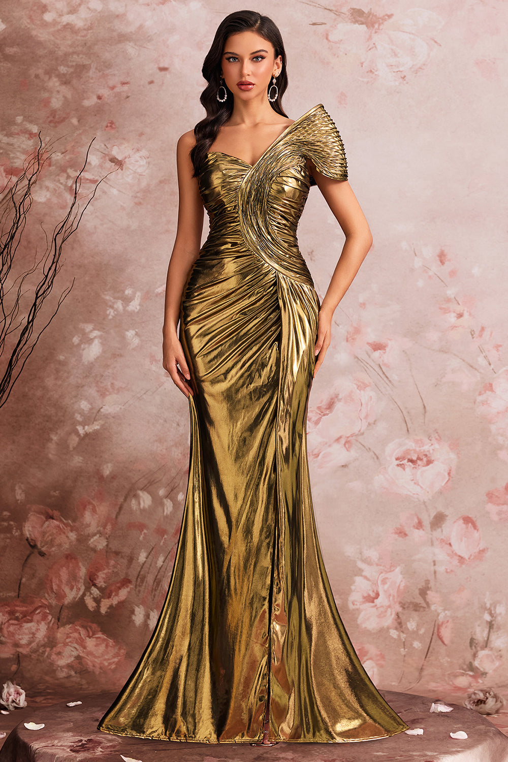 Leely Women Golden Long Metallic Prom Dress with Slit Mermaid One Shoulder Ruched Holiday Party Dress with Sleeves