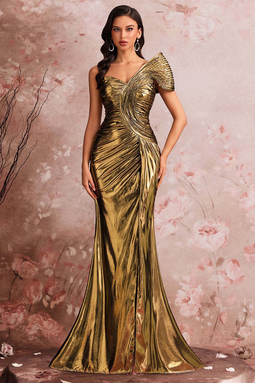Leely Women Golden Long Metallic Prom Dress with Slit Mermaid One Shoulder Ruched Holiday Party Dress with Sleeves
