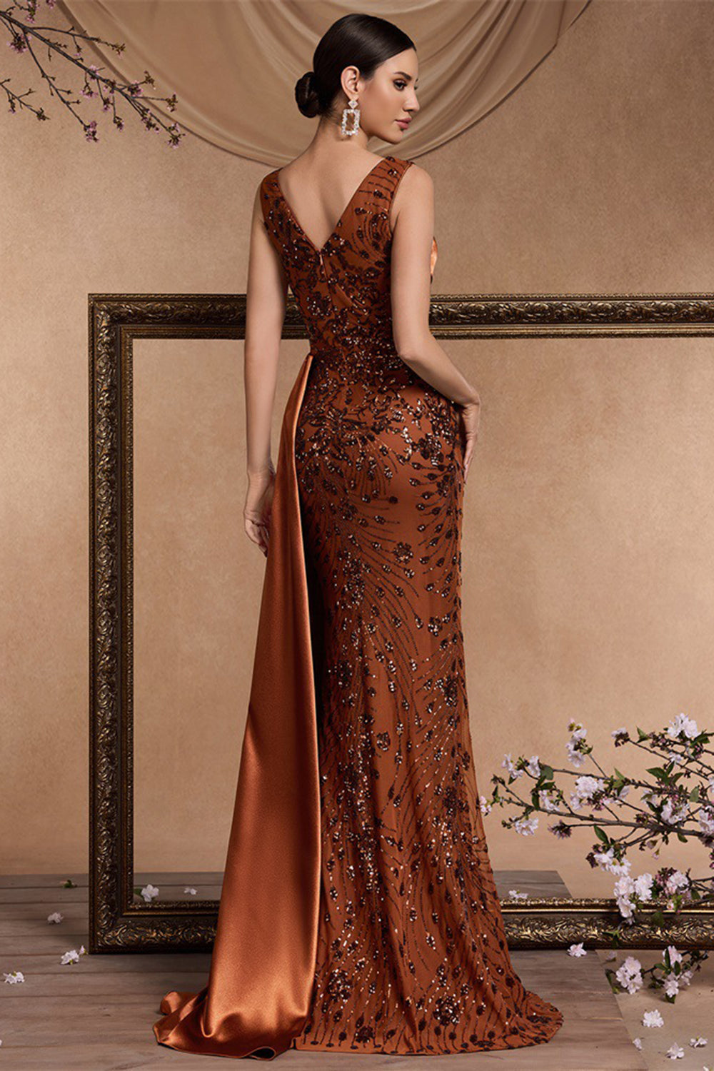 Sparkly Brown Mermaid V-Neck Maxi Floral Mother of the Bride Dress with Side Cape
