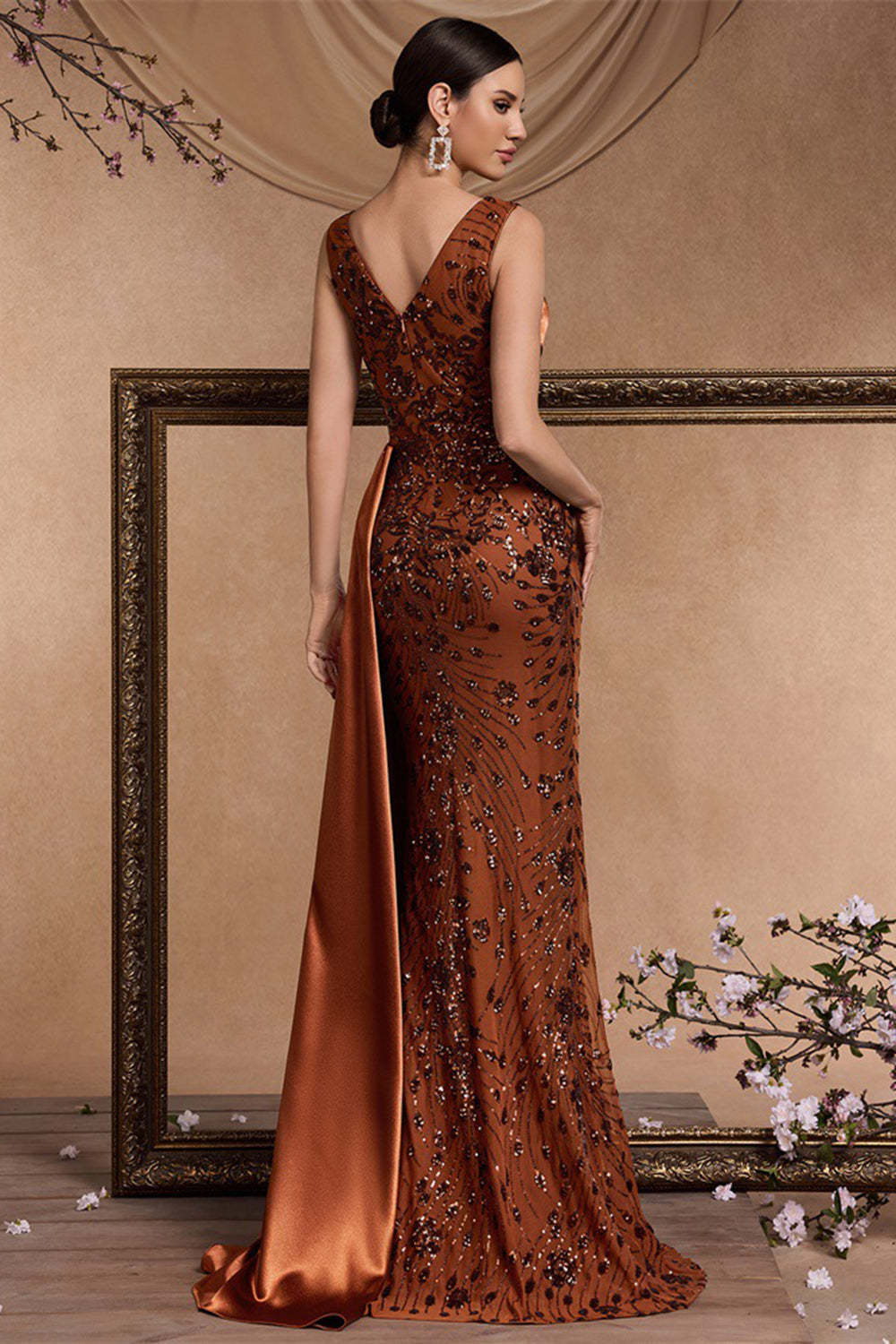Sparkly Brown Mermaid V-Neck Maxi Floral Mother of the Bride Dress with Side Cape