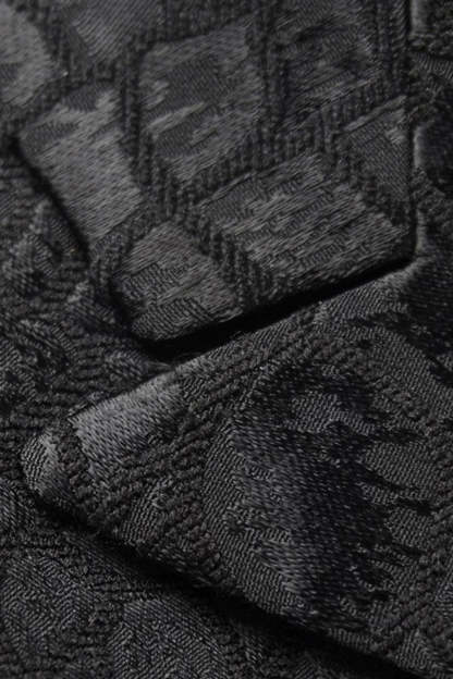 Black Texture Peak Lapel 2 Piece Printed Prom Suits