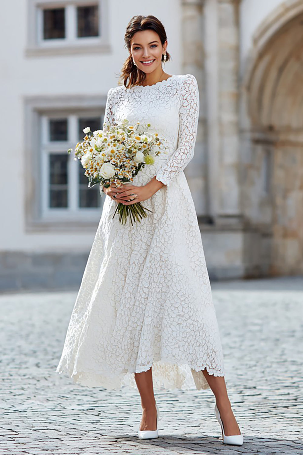 Leely Women Ivory Lace Long Engagement Dress Bateau Neck A Line Wedding Reception Dress with Sleeves