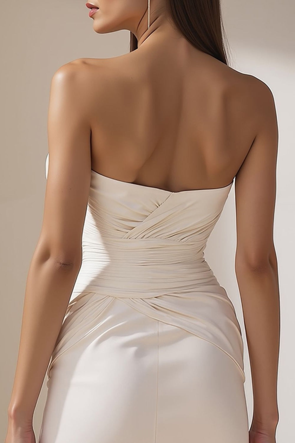 White Sweetheart Bodycon Ruched Short Wedding Dress