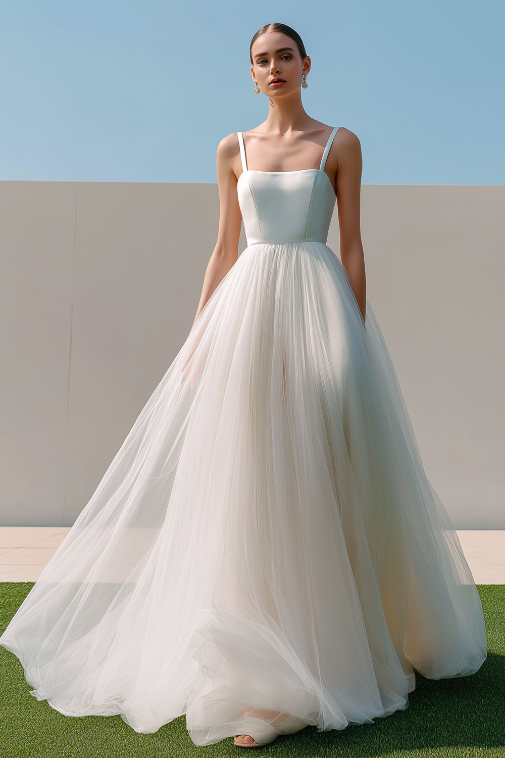 Leely Women White Tulle Long Engagement Dress with Pockets A Line Spaghetti Straps Courthouse Wedding Dress