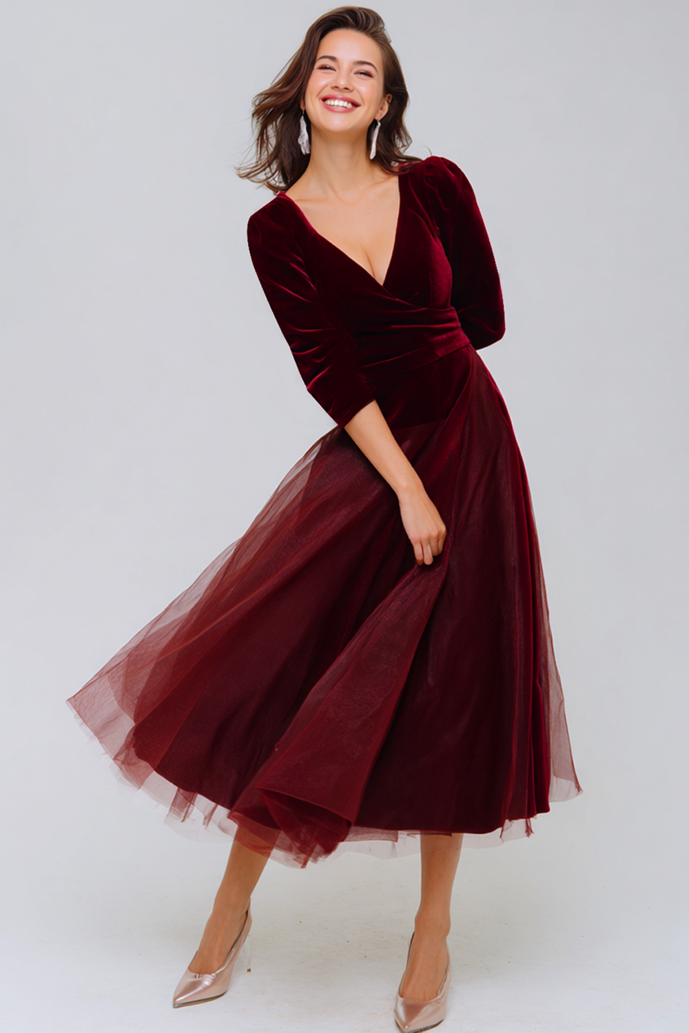 Leely Woman Burgundy Tulle Maxi Holiday Party Dress with Sleeves A Line V-Neck Evening Dress