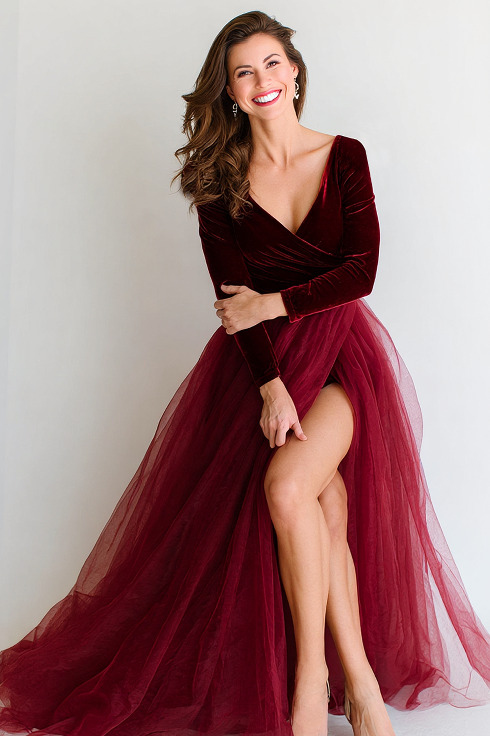 Leely Woman Burgundy Velvet Maxi Holiday Party Dress with Slit V-Neck A Line Evening Dress with Sleeves